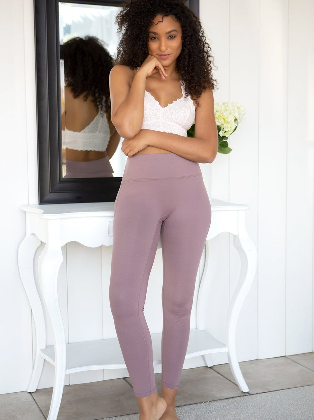Felina Velvety Soft Leggings for Women - Style 2801, Lightweight Yoga  Pants, 4-Way Stretch, Breathable Women's Leggings, Black Wave Black, Large  : : Fashion